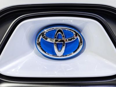 What's Going On With Toyota Motor Stock Today?