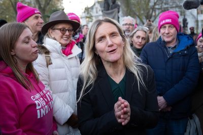 Assisted dying supporters cheer as Bill passes Commons hurdle