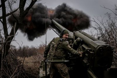 Russia suffers ‘record 2,000 casualties in day’ as Ukraine military chief vows to reinforce eastern front