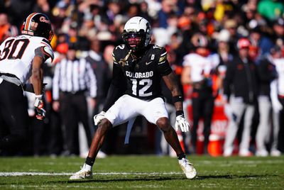 Travis Hunter with interception, TD reception in first half for Colorado