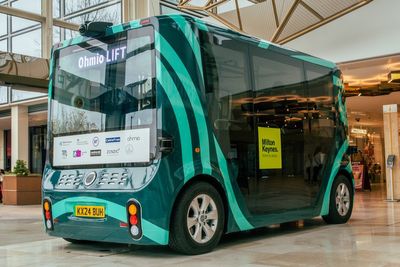 Are We Ready For Driverless Buses? Autonomous Buses To Begin UK Trials