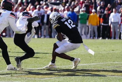 Travis Hunter with miraculous catch for third TD as Colorado rolls