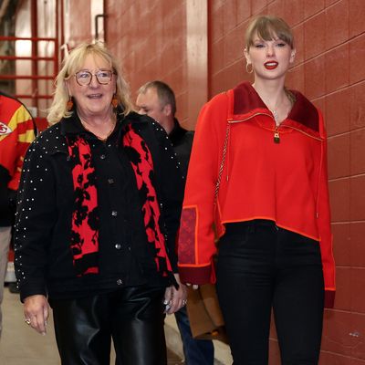 Taylor Swift and Donna Kelce Coordinate in Red and Black Outfits for Travis Kelce's Chiefs Game