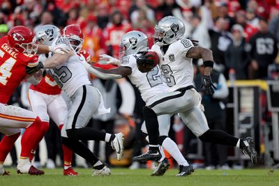 Raiders winners and losers in 19-17 defeat vs. Chiefs