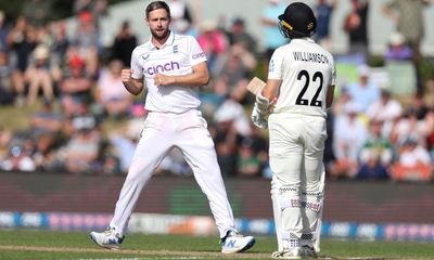 England close in on victory as Chris Woakes takes charge in New Zealand