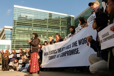 Nations Warn Of Deadlock At Landmark Plastic Pollution Talks