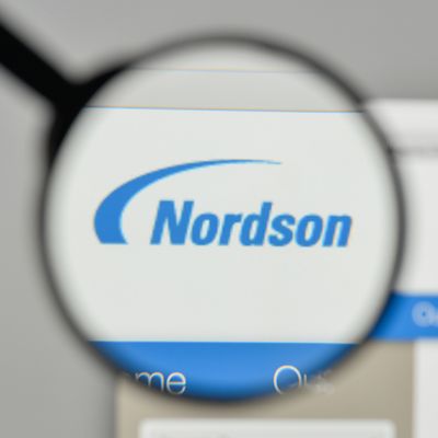 Is Wall Street Bullish or Bearish on Nordson Stock?