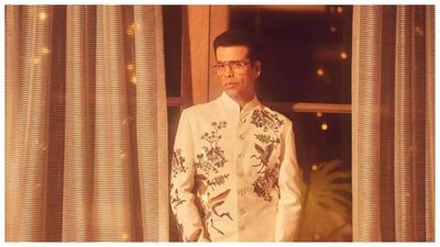 Karan Johar shares THESE priceless words of wisdom on social media; 'When life shuts a door...'