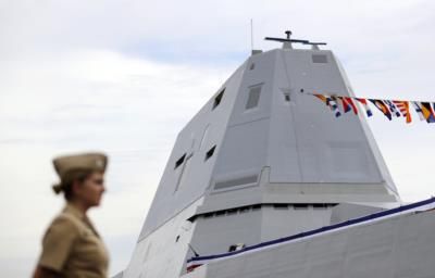 U.S. Navy Retrofits Zumwalt Destroyer With Hypersonic Weapon