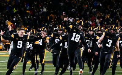 Iowa’s Drew Stevens hilariously described blacking out on game-winning 53-yard field goal