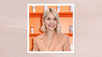 Holly Willoughby wore the most gorgeous party eyeliner, so we tracked it down