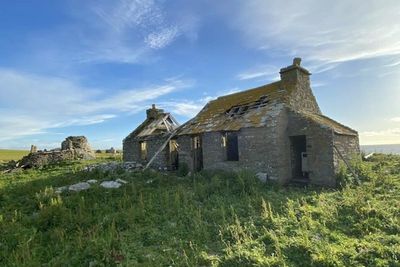 Students from the King’s former school spend week on uninhabited island