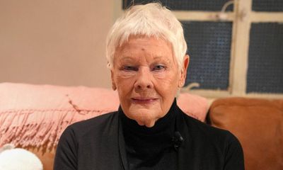 ‘You’re a slut!’: Judi Dench reveals parrot’s pet name for her