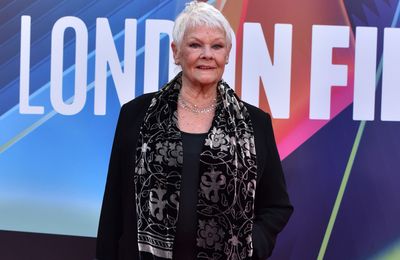 Dame Judi Dench gets called VERY rude names by her parrot