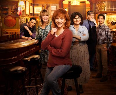 Stars of the New Reba McEntire Sitcom 'Happy's Place' Talk Representation and Being Part of a Big Family - INTERVIEW