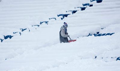 Wild video of Buffalo blizzard shows how snowy the Bills stadium is ahead of 49ers game