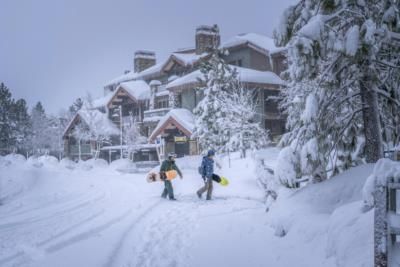 Heavy Lake-Effect Snow And Biting Cold Grip Great Lakes Region