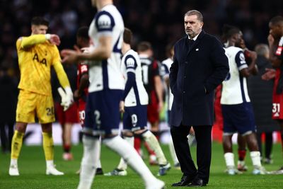 Tottenham 1-1 Fulham: Cottagers frustrate Spurs to secure a point as Tom Cairney sent off