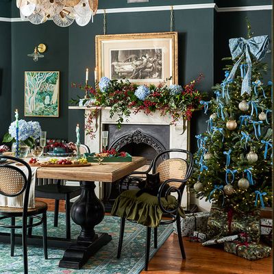 ‘We’ve given our dining room a fabulous festive makeover in time for Christmas’