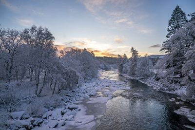 Temperatures to return to seasonal average after mild weekend, says Met Office