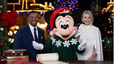 The Wonderful World of Disney Holiday Spectacular brings festive cheer to ABC