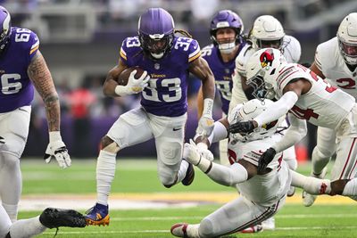 After tough start Aaron Jones gives Vikings go-ahead score