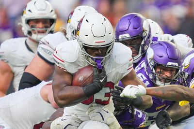 Cardinals lose ground in NFC West with loss to Vikings