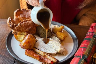 Top chefs tips for making the best gravy this Christmas that’s full of flavour