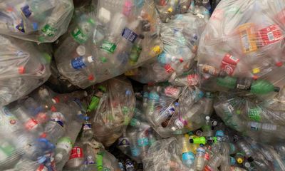 Countries call for binding targets to cut plastic production after talks fail