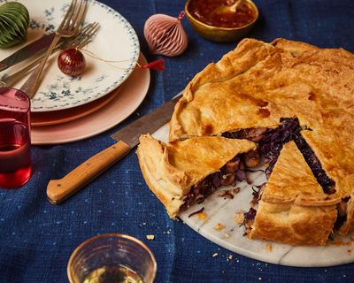 Rachel Roddy’s recipe for red cabbage, apple and chestnut pie with ricotta pastry