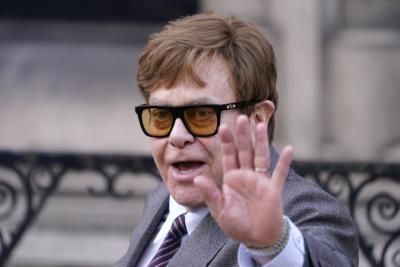 Elton John Attends Musical Despite Vision Loss