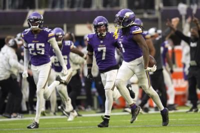 Vikings Rally To Beat Cardinals In Thrilling Comeback Victory