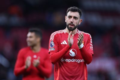 Bruno Fernandes injury update: Man United star a doubt for Arsenal