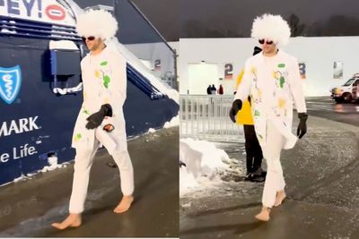 Buffalo Bills star leaves NFL fans baffled after arriving to game barefoot despite 23 inches of snow