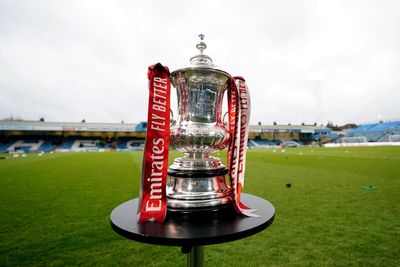 Holders Manchester United drawn away to Arsenal in FA Cup third round