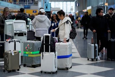 More than 3 million travelers screened at US airports in a single day. That’s a record