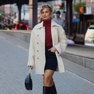 Banana Republic’s Ongoing Cyber Monday Sale Is Filled With Chic Winter Essentials