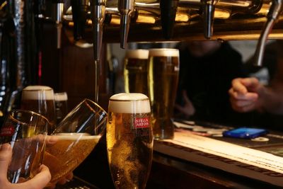 Nearly a fifth of homeowners ‘have made an offer on a property while in a pub’