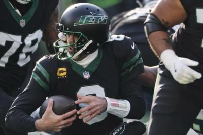 Aaron Rodgers To Remain New York Jets Starting Quarterback