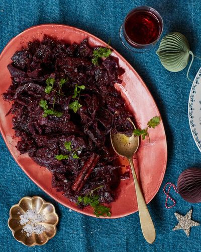 How to make braised red cabbage for Christmas dinner – recipe
