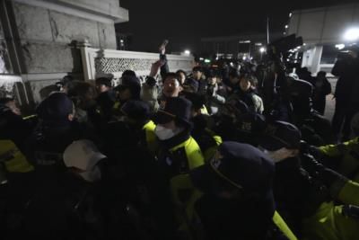 South Korean Parliament Clashes With Authorities Over Martial Law