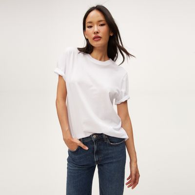 Visionary Stylist Karla Welch Says the Perfect Under-$50 White Tee Does Exist