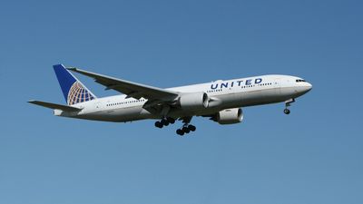 Indian-American photographer racially abused by fellow passenger on United flight all caught on video