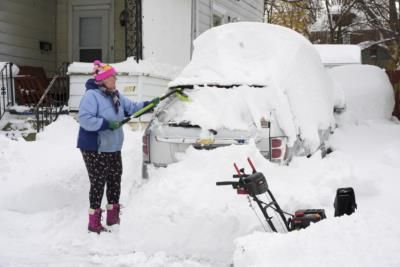 Great Lakes Region Cleanup Nears End After Snowstorms