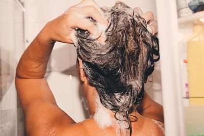 How often do I need to shampoo and how do I pick one that suits my hair?