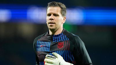 Why Barcelona Isn't Playing Wojciech Szczesny Despite Emergency Signing