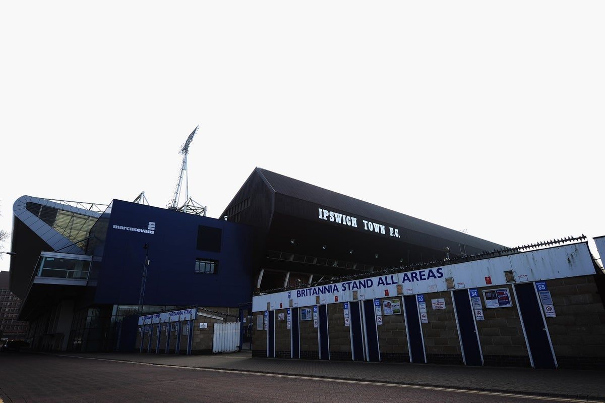 Ipswich Town vs Crystal Palace LIVE Premier League…