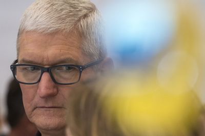 A current Apple employee is suing the company, alleging it spies on employees’ private lives through their personal devices