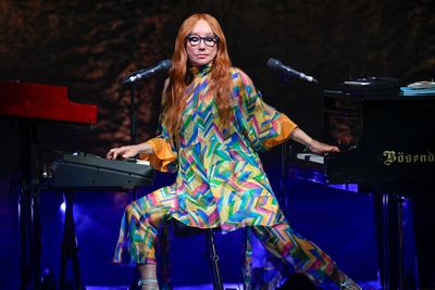 Tori Amos comments on Gaiman allegations