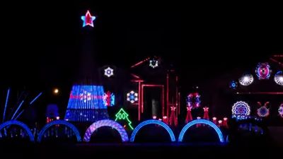 This dazzling Raspberry Pi Christmas light show is incredible